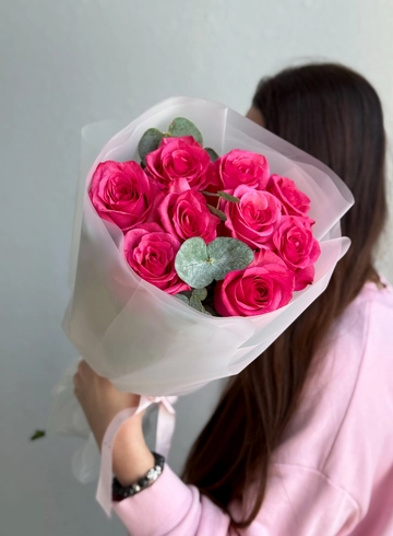 Букет из малиновых роз &laquo;Такие вечеринки&raquo; от интернет-магазина цветов в Владивостоке