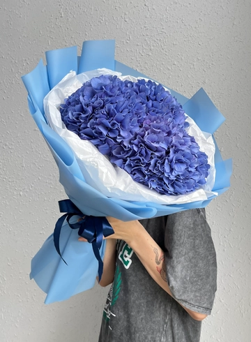 Монобукет из гортензий «Соло» от интернет-магазина цветов в Владивостоке