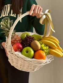 Фруктовая корзина от интернет-магазина «» в Владивостоке