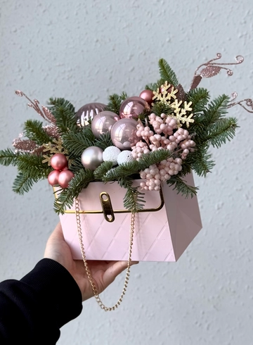 Чародейка от интернет-магазина цветов в Владивостоке