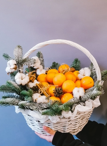 Цитрусовая корзина &laquo;Мандариновый БУМ&raquo; от интернет-магазина цветов в Владивостоке