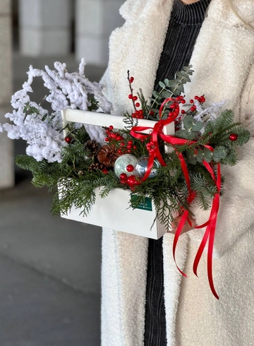 Декабрьское чудо от интернет-магазина цветов в Владивостоке