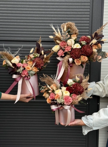 Шелест от интернет-магазина цветов в Владивостоке