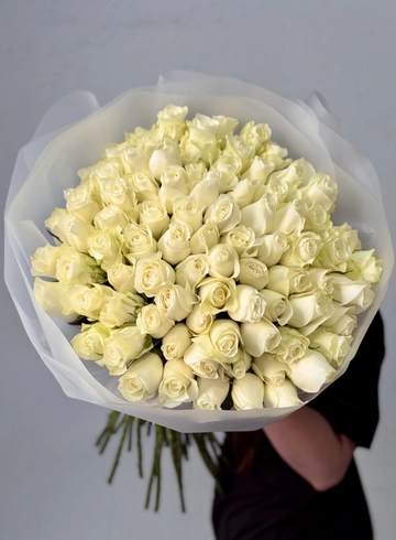 Букет из белых роз &laquo;Белая стрекоза любви&raquo; от интернет-магазина цветов в Владивостоке