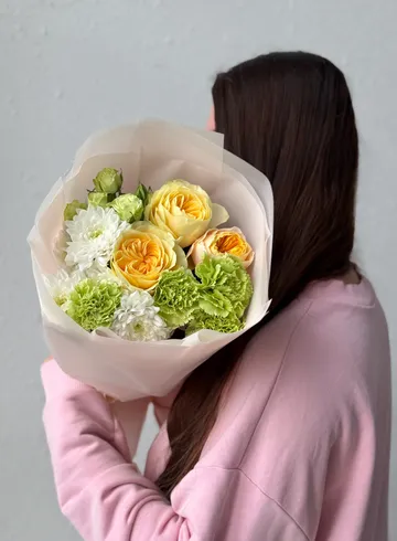 Сборный букет &laquo;Радость&raquo; от интернет-магазина цветов в Владивостоке