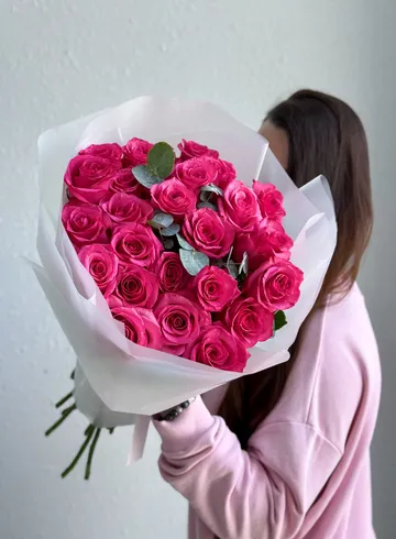 Букет из 25 малиновых роз &laquo;Такие вечеринки&raquo;  от интернет-магазина цветов в Владивостоке