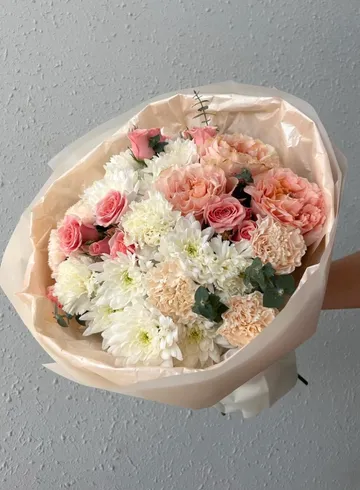 Сборный букет &laquo;Мерси&raquo; размер М от интернет-магазина цветов в Владивостоке