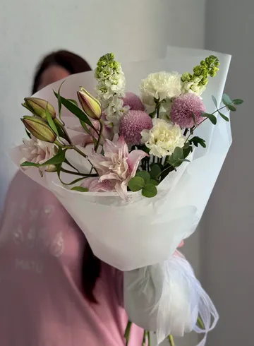 Сборный букет &laquo;Милая, нежная&raquo; размер S от интернет-магазина цветов в Владивостоке